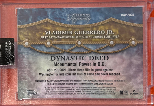 Vladimir Guerrero JR.2022 Topps Dynasty Baseball #DAP-VG4 Patch Auto 1/10