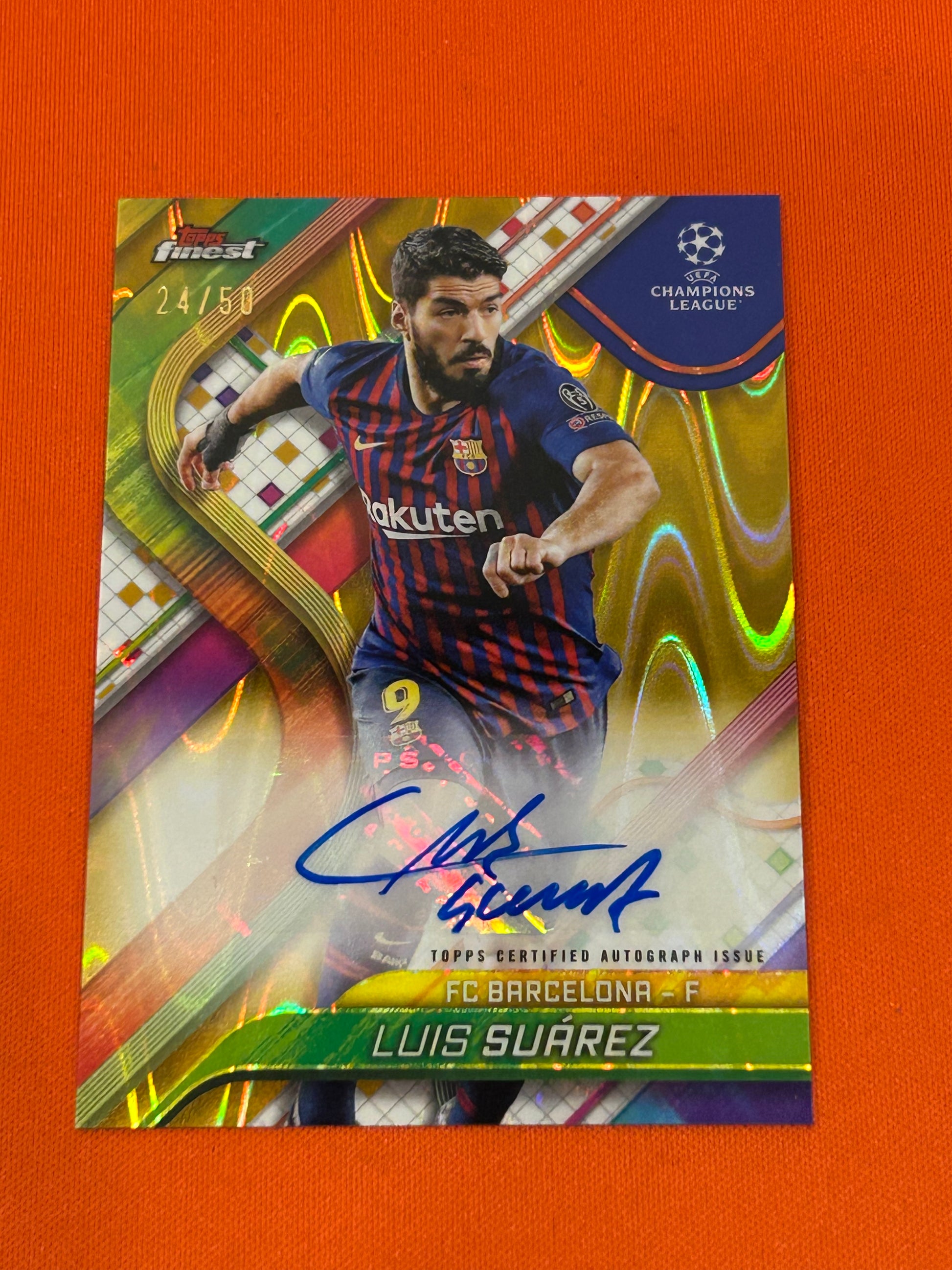 Luis Suarez 2024 Topps Finest UEFA CC #BA-SU Barcelona Gold Raywave Auto 24/50